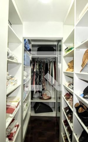 Apartamento à venda com 115m², 3 quartos e 2 vagasCloset do quarto 2