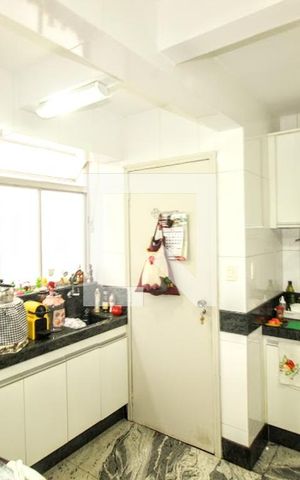 Apartamento à venda com 115m², 3 quartos e 2 vagasCozinha