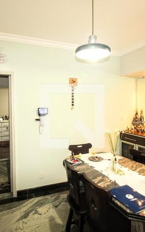 Apartamento à venda com 115m², 3 quartos e 2 vagasSala