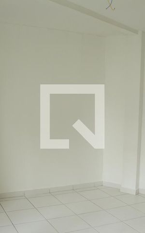 Studio à venda com 28m², 1 quarto e sem vagaKitnet