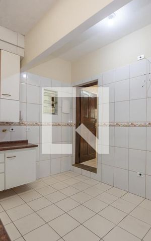 Casa para alugar com 163m², 3 quartos e 3 vagas Casa para alugar com 163m², 3 quartos e 3 vagasCozinha
