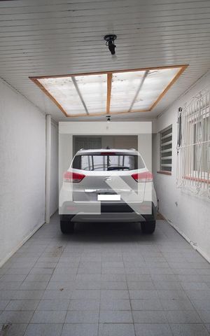 Casa à venda com 195m², 3 quartos e 2 vagas Casa à venda com 195m², 3 quartos e 2 vagasGaragem