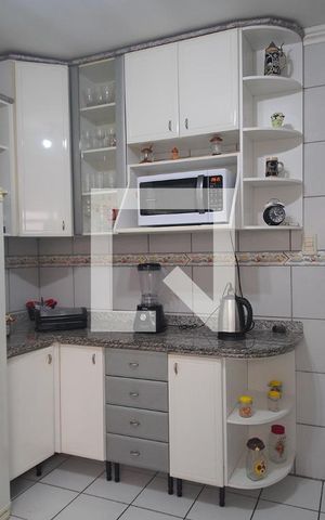 Casa à venda com 195m², 3 quartos e 2 vagas Casa à venda com 195m², 3 quartos e 2 vagasCozinha
