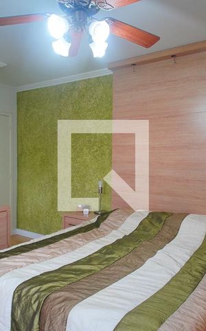 Casa à venda com 195m², 3 quartos e 2 vagas Casa à venda com 195m², 3 quartos e 2 vagasSuíte