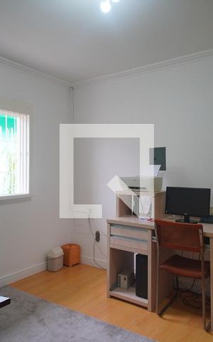 Casa à venda com 195m², 3 quartos e 2 vagas Casa à venda com 195m², 3 quartos e 2 vagasQuarto 1