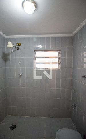 Casa à venda com 185m², 3 quartos e 1 vaga Casa à venda com 185m², 3 quartos e 1 vagaBanheiro 3