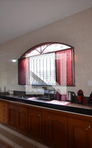 Casa para alugar com 500m², 3 quartos e 4 vagasCozinha