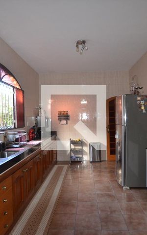 Casa para alugar com 500m², 3 quartos e 4 vagasCozinha