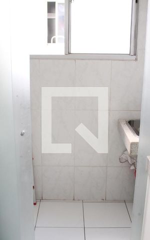 Apartamento para alugar com 45m², 2 quartos e 1 vagaÁrea de Serviço