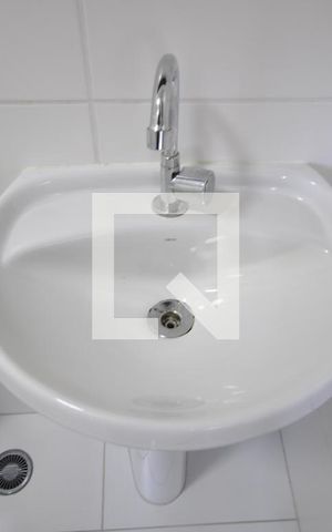 Apartamento à venda com 30m², 1 quarto e sem vagaBanheiro do Quarto Suíte
