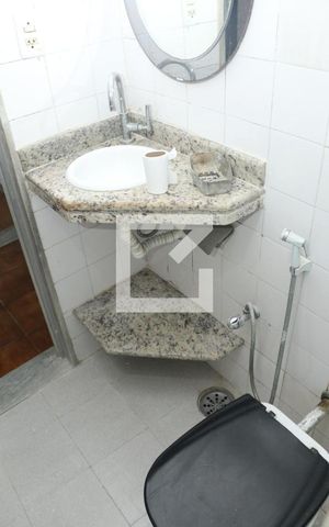 Casa para alugar com 60m², 2 quartos e sem vagaBanheiro
