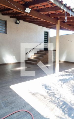 Casa à venda com 232m², 2 quartos e 3 vagasChurrasqueira