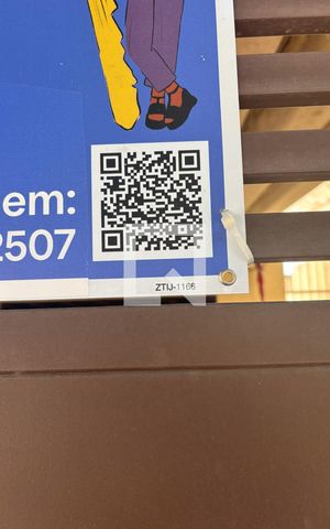 Casa à venda com 232m², 2 quartos e 3 vagasQR Code