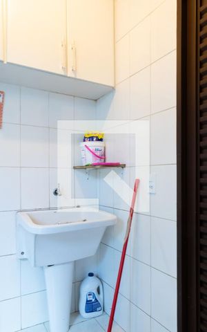 Casa à venda com 232m², 2 quartos e 3 vagasÁrea de Serviço