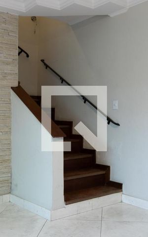 Casa à venda com 232m², 2 quartos e 3 vagasSala