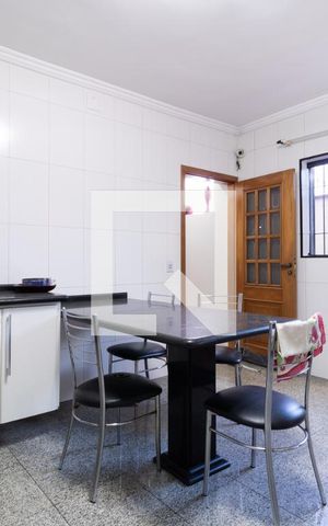 Casa à venda com 232m², 2 quartos e 3 vagasCozinha