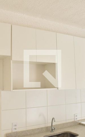 Apartamento para alugar com 50m², 2 quartos e 1 vagaCozinha - Armários