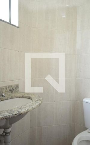 Casa à venda com 200m², 4 quartos e sem vagaBanheiro