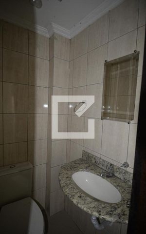Casa à venda com 200m², 4 quartos e sem vagaBanheiro