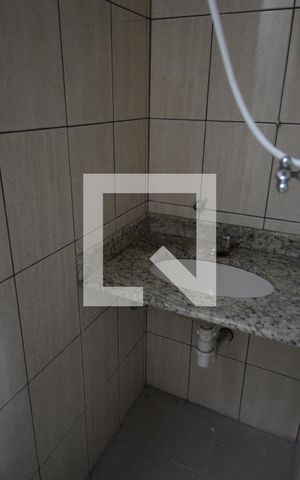 Casa à venda com 200m², 4 quartos e sem vagaBanheiro