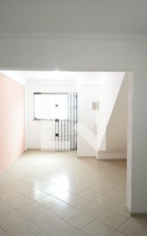 Casa à venda com 200m², 4 quartos e sem vagaSala