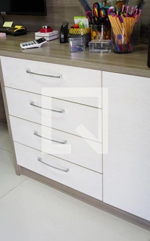 Apartamento à venda com 170m², 4 quartos e 2 vagasQuarto / Escritório