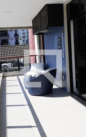 Apartamento à venda com 170m², 4 quartos e 2 vagasVaranda - Sala