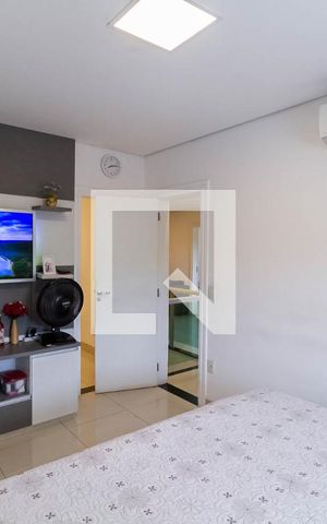 Casa à venda com 431m², 3 quartos e 2 vagas Casa à venda com 431m², 3 quartos e 2 vagasCasa 1 - Suíte