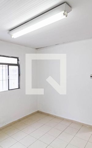 Casa à venda com 431m², 3 quartos e 2 vagas Casa à venda com 431m², 3 quartos e 2 vagasCasa 3 - Quarto