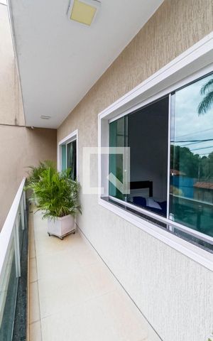 Casa à venda com 431m², 3 quartos e 2 vagas Casa à venda com 431m², 3 quartos e 2 vagasCasa 1 - Varanda da sala