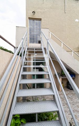 Casa à venda com 431m², 3 quartos e 2 vagas Casa à venda com 431m², 3 quartos e 2 vagasCasa 2 - Entrada
