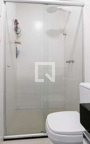 Casa à venda com 431m², 3 quartos e 2 vagas Casa à venda com 431m², 3 quartos e 2 vagasCasa 1 - Banheiro da suíte