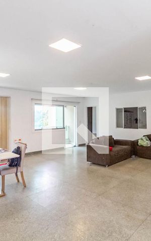 Casa à venda com 431m², 3 quartos e 2 vagas Casa à venda com 431m², 3 quartos e 2 vagasCasa 2 - Sala