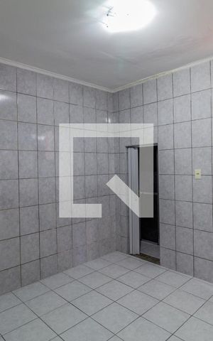 Casa à venda com 132m², 2 quartos e 2 vagas Casa à venda com 132m², 2 quartos e 2 vagasEdícula