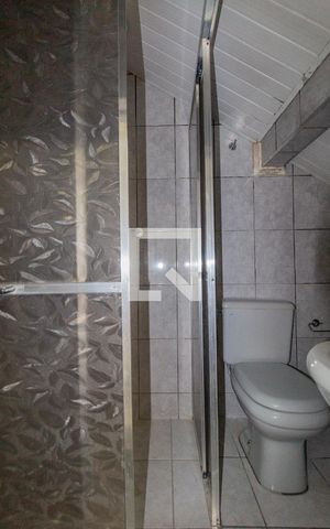 Casa à venda com 132m², 2 quartos e 2 vagas Casa à venda com 132m², 2 quartos e 2 vagasBanheiro Edícula