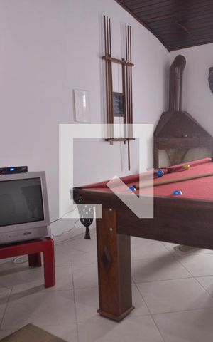 Casa à venda com 205m², 3 quartos e 3 vagasÁrea de lazer