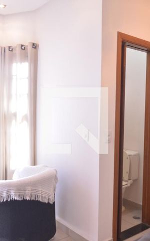 Casa à venda com 205m², 3 quartos e 3 vagasSala