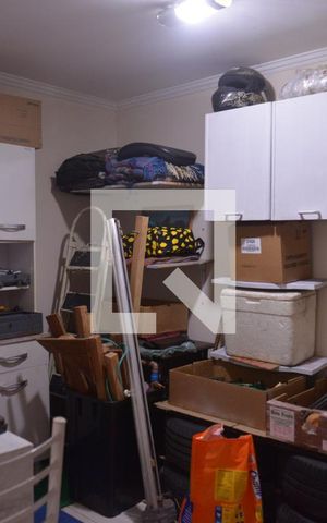 Casa à venda com 205m², 3 quartos e 3 vagasQuarto de Serviço