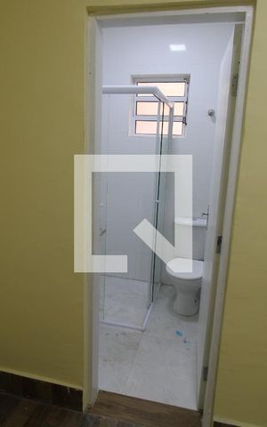 Casa para alugar com 59m², 1 quarto e sem vagaBanheiro da Suíte