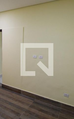 Casa para alugar com 59m², 1 quarto e sem vagaSuíte