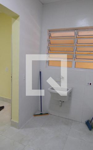 Casa para alugar com 59m², 1 quarto e sem vagaÁrea de Serviço