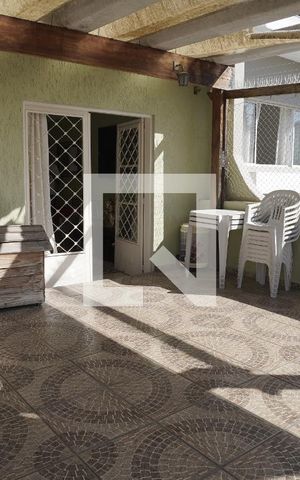Casa à venda com 203m², 4 quartos e 2 vagasVaranda gourmet