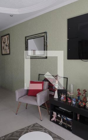 Casa à venda com 203m², 4 quartos e 2 vagasSala