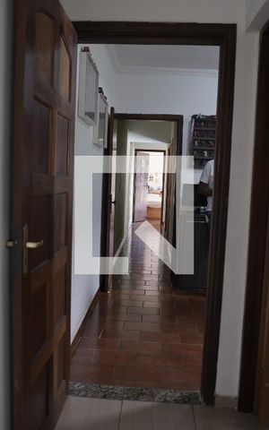 Casa à venda com 203m², 4 quartos e 2 vagasCorredor