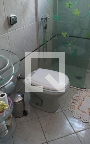 Casa à venda com 203m², 4 quartos e 2 vagasBanheiro Social