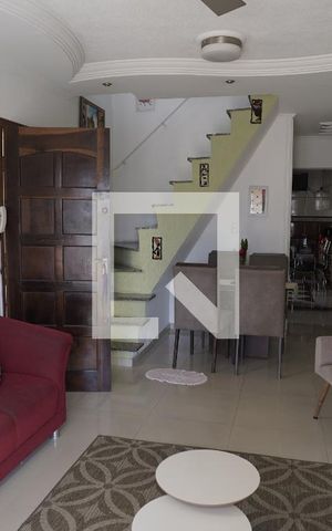Casa à venda com 203m², 4 quartos e 2 vagasSala