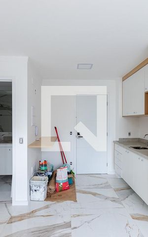 Studio à venda com 37m², 1 quarto e 1 vaga Studio à venda com 37m², 1 quarto e 1 vagaStudio