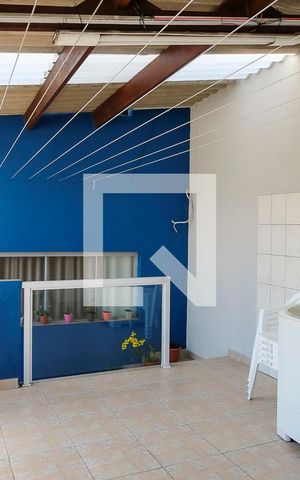Casa à venda com 146m², 4 quartos e 2 vagasÁrea de serviço/quintal