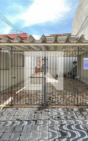 Casa à venda com 146m², 4 quartos e 2 vagasFachada