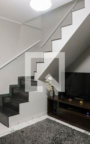 Casa à venda com 146m², 4 quartos e 2 vagasSala casa 2